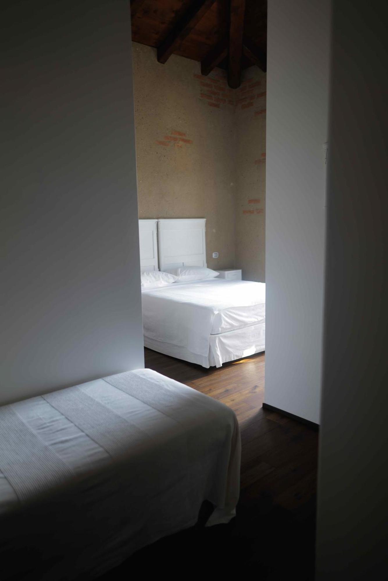 B&B Cascina La Cinciallegra Oggiono Extérieur photo