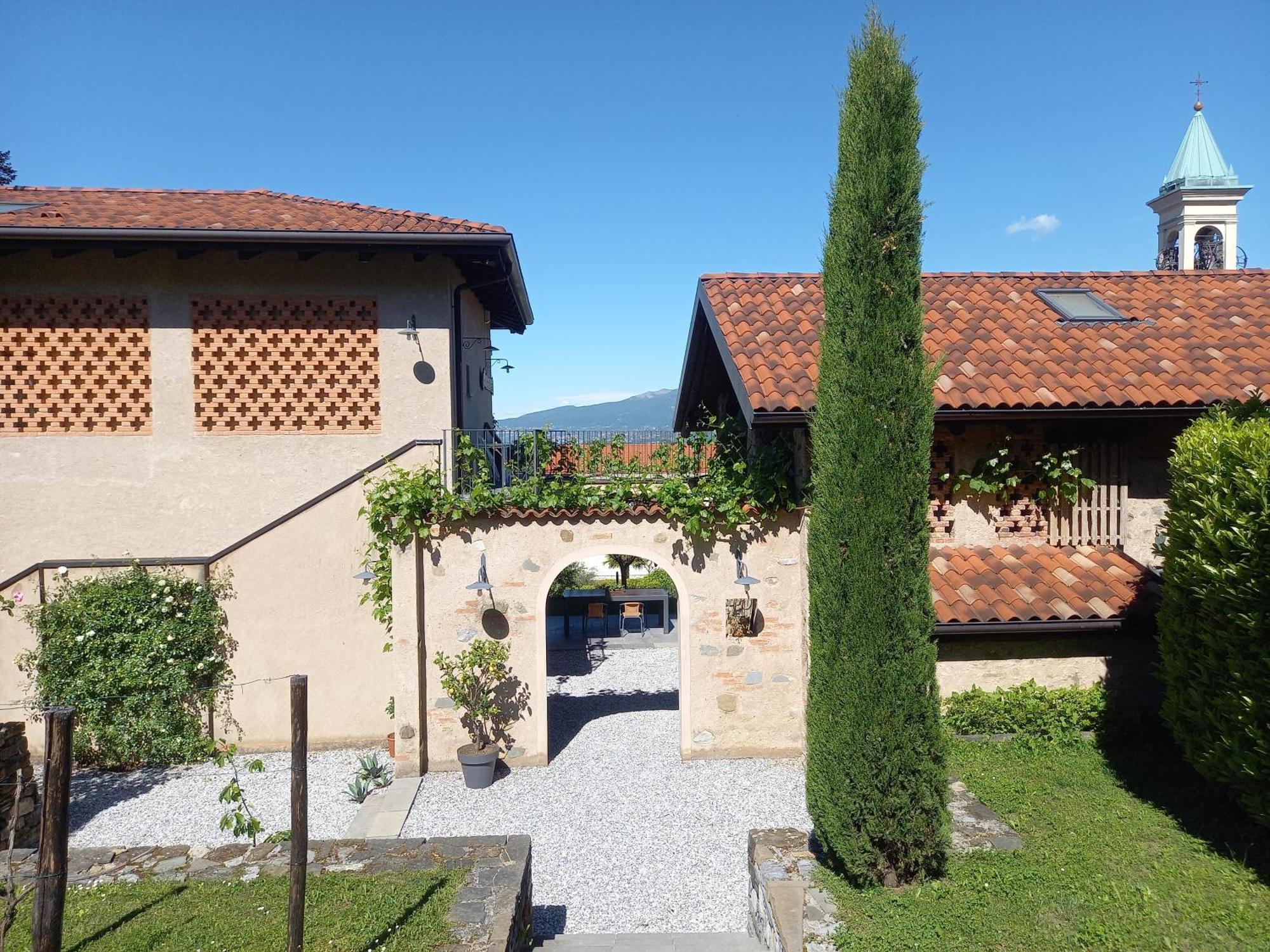 B&B Cascina La Cinciallegra Oggiono Extérieur photo